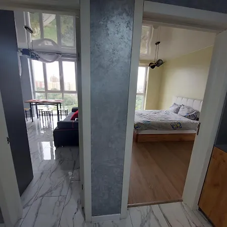 новобуд зелена 265 сихівська винники пасічна зубрівська Apartment Lviv